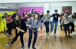 4 clases de baile de 60 o 90 minutos al mejor precio