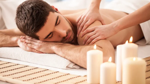 Masaje deportivo, relajante descontracturante, piedras calientes